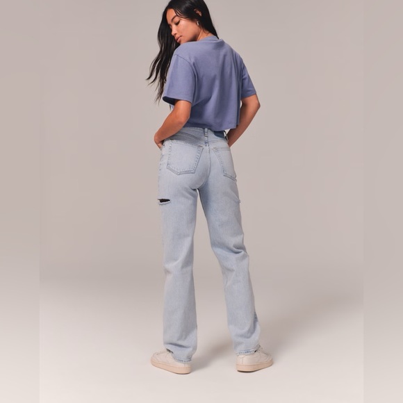 Abercrombie & Fitch Dad High Rise Jeans - Picture 2 of 9